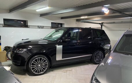 Land Rover Range Rover IV рестайлинг, 2018 год, 8 700 000 рублей, 3 фотография