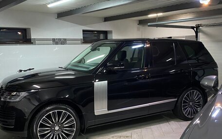 Land Rover Range Rover IV рестайлинг, 2018 год, 8 700 000 рублей, 4 фотография