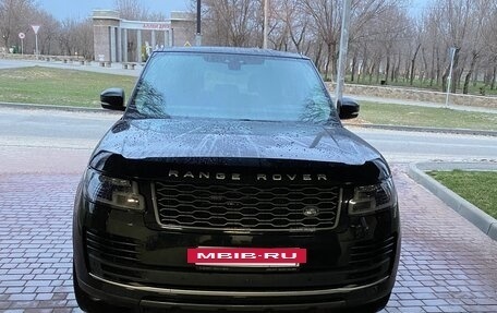 Land Rover Range Rover IV рестайлинг, 2018 год, 8 700 000 рублей, 2 фотография