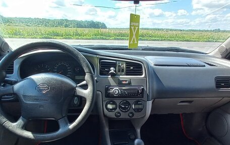 Nissan Primera II рестайлинг, 2000 год, 200 000 рублей, 23 фотография