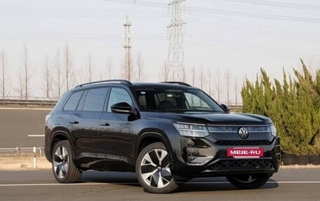 Volkswagen Teramont, 2025 год, 5 200 000 рублей, 2 фотография