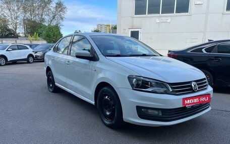 Volkswagen Polo VI (EU Market), 2015 год, 540 000 рублей, 2 фотография