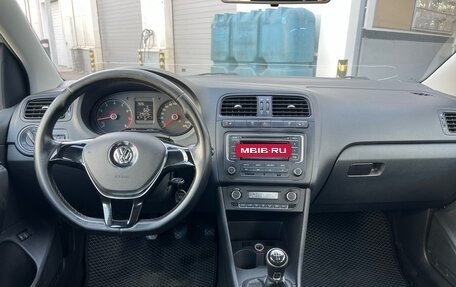 Volkswagen Polo VI (EU Market), 2015 год, 540 000 рублей, 6 фотография