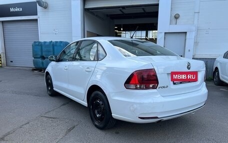 Volkswagen Polo VI (EU Market), 2015 год, 540 000 рублей, 5 фотография