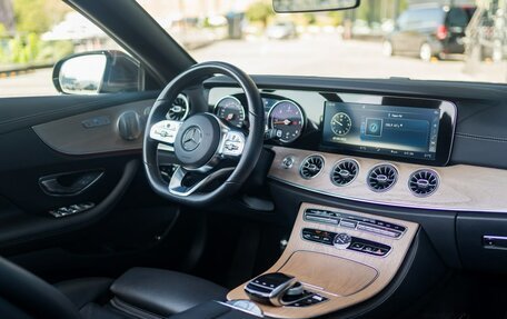 Mercedes-Benz E-Класс, 2019 год, 5 775 000 рублей, 15 фотография