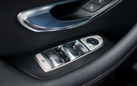 Mercedes-Benz E-Класс, 2019 год, 5 775 000 рублей, 22 фотография