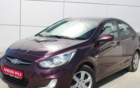 Hyundai Solaris II рестайлинг, 2011 год, 729 000 рублей, 1 фотография