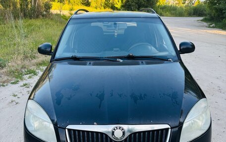 Skoda Fabia II, 2009 год, 550 000 рублей, 3 фотография