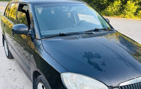 Skoda Fabia II, 2009 год, 550 000 рублей, 2 фотография