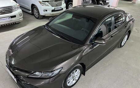 Toyota Camry, 2018 год, 2 049 000 рублей, 10 фотография