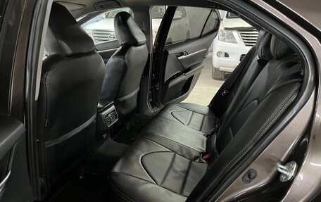 Toyota Camry, 2018 год, 2 049 000 рублей, 19 фотография