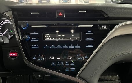 Toyota Camry, 2018 год, 2 049 000 рублей, 14 фотография