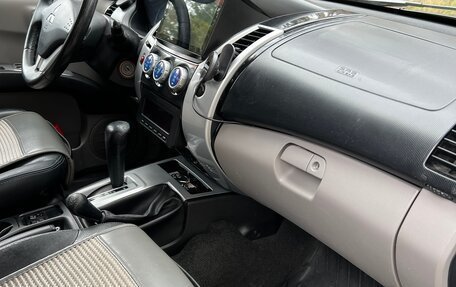 Mitsubishi L200 IV рестайлинг, 2008 год, 1 500 000 рублей, 9 фотография