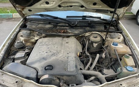 Audi A6, 1996 год, 350 000 рублей, 16 фотография