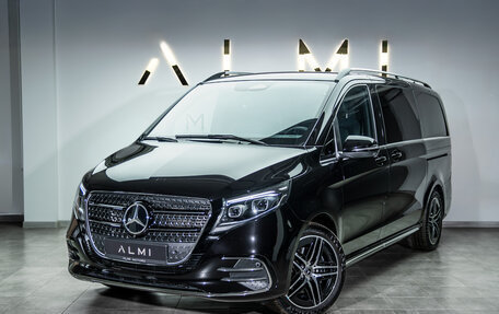 Mercedes-Benz V-Класс, 2024 год, 24 900 000 рублей, 2 фотография