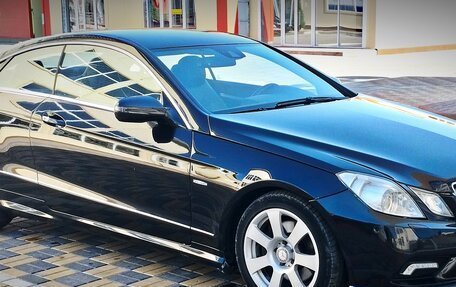 Mercedes-Benz E-Класс, 2009 год, 1 350 000 рублей, 2 фотография