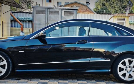 Mercedes-Benz E-Класс, 2009 год, 1 350 000 рублей, 13 фотография