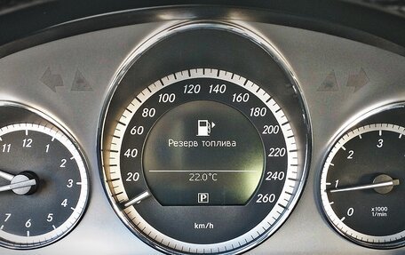 Mercedes-Benz E-Класс, 2009 год, 1 350 000 рублей, 24 фотография
