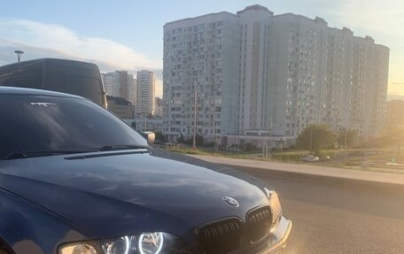 BMW 3 серия, 2004 год, 700 000 рублей, 16 фотография