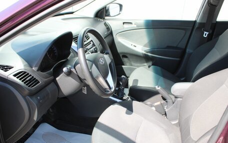 Hyundai Solaris II рестайлинг, 2011 год, 729 000 рублей, 16 фотография