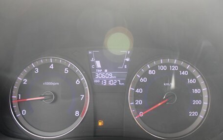 Hyundai Solaris II рестайлинг, 2011 год, 729 000 рублей, 15 фотография