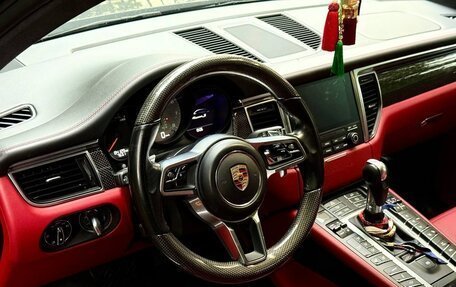 Porsche Macan I рестайлинг, 2017 год, 3 800 000 рублей, 5 фотография
