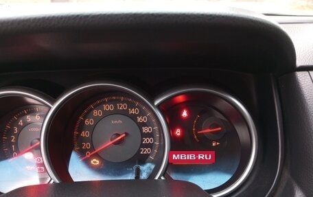 Nissan Tiida, 2010 год, 700 000 рублей, 5 фотография