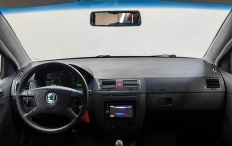 Skoda Fabia I, 2003 год, 300 000 рублей, 6 фотография