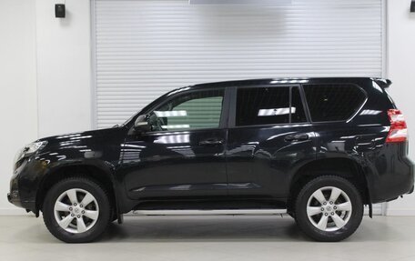 Toyota Land Cruiser Prado 150 рестайлинг 2, 2013 год, 3 530 000 рублей, 2 фотография