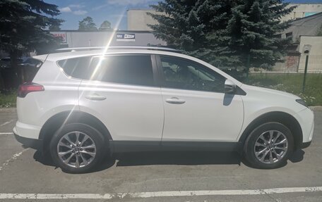 Toyota RAV4, 2016 год, 2 345 500 рублей, 9 фотография