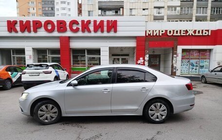 Volkswagen Jetta VI, 2013 год, 800 000 рублей, 3 фотография