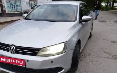 Volkswagen Jetta VI, 2013 год, 800 000 рублей, 5 фотография