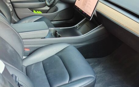 Tesla Model 3 I, 2019 год, 2 918 000 рублей, 3 фотография