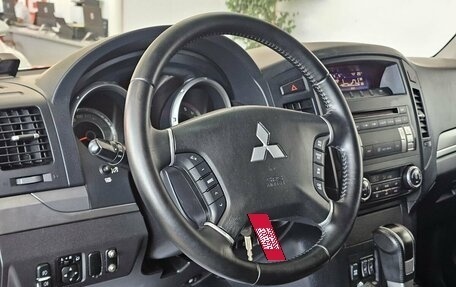 Mitsubishi Pajero IV, 2008 год, 1 889 000 рублей, 12 фотография