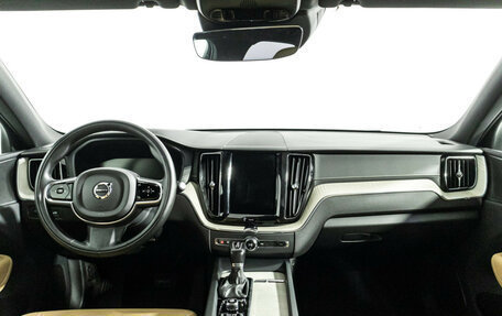 Volvo XC60 II, 2019 год, 3 099 700 рублей, 13 фотография