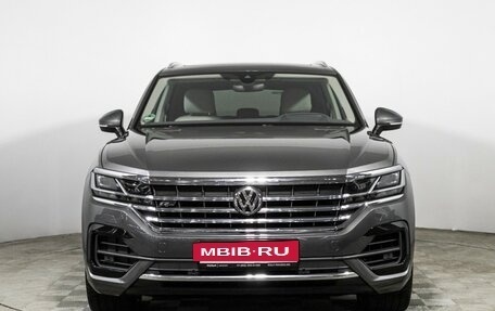 Volkswagen Touareg III, 2019 год, 5 799 000 рублей, 2 фотография