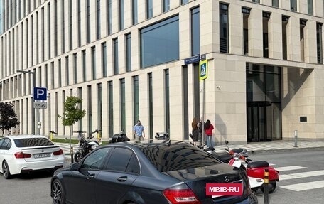Mercedes-Benz C-Класс, 2012 год, 2 500 000 рублей, 4 фотография