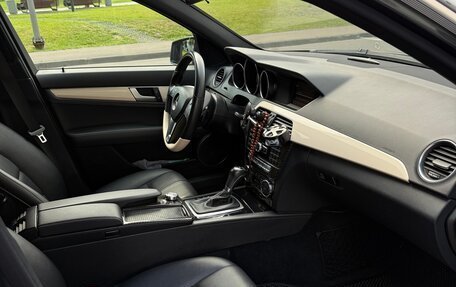 Mercedes-Benz C-Класс, 2012 год, 2 500 000 рублей, 8 фотография