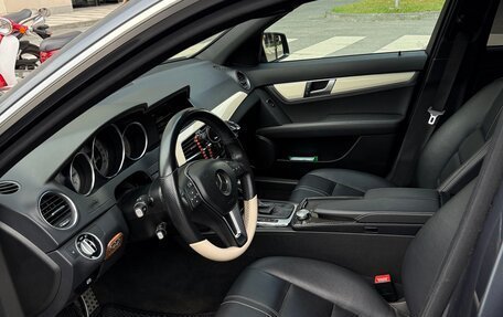 Mercedes-Benz C-Класс, 2012 год, 2 500 000 рублей, 14 фотография