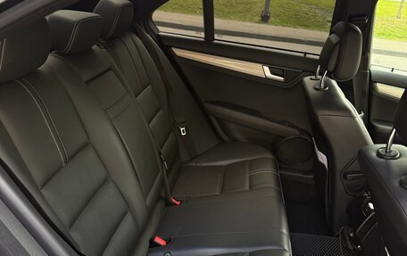 Mercedes-Benz C-Класс, 2012 год, 2 500 000 рублей, 9 фотография