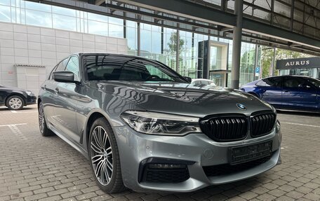 BMW 5 серия, 2019 год, 4 490 000 рублей, 3 фотография