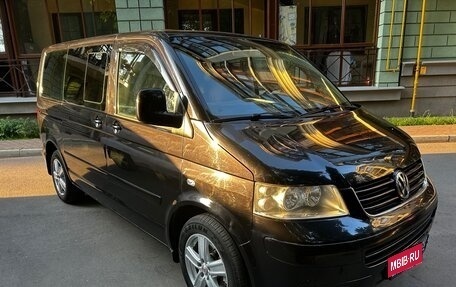 Volkswagen Multivan T5, 2007 год, 1 400 000 рублей, 1 фотография