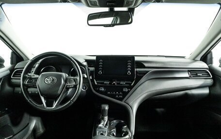 Toyota Camry, 2021 год, 2 299 700 рублей, 13 фотография