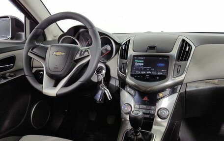 Chevrolet Cruze II, 2014 год, 625 000 рублей, 9 фотография