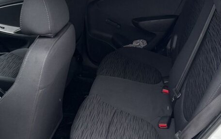 Hyundai Solaris II рестайлинг, 2014 год, 930 000 рублей, 8 фотография