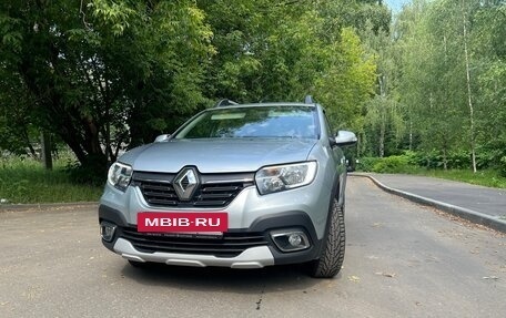 Renault Sandero II рестайлинг, 2021 год, 1 245 000 рублей, 3 фотография