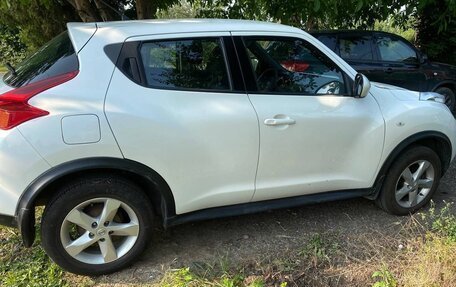 Nissan Juke II, 2014 год, 860 000 рублей, 3 фотография