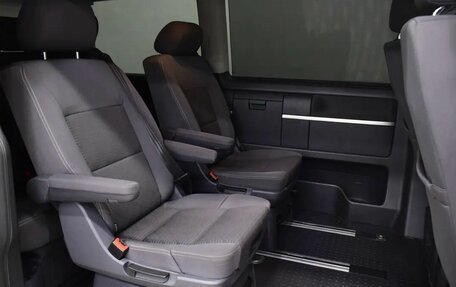 Volkswagen Multivan T5, 2014 год, 2 320 000 рублей, 11 фотография