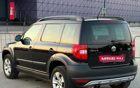 Skoda Yeti I рестайлинг, 2013 год, 977 000 рублей, 28 фотография