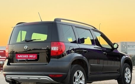 Skoda Yeti I рестайлинг, 2013 год, 977 000 рублей, 33 фотография